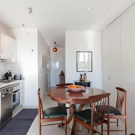 Great View And Location In Lisbon! Apartment Lisbon